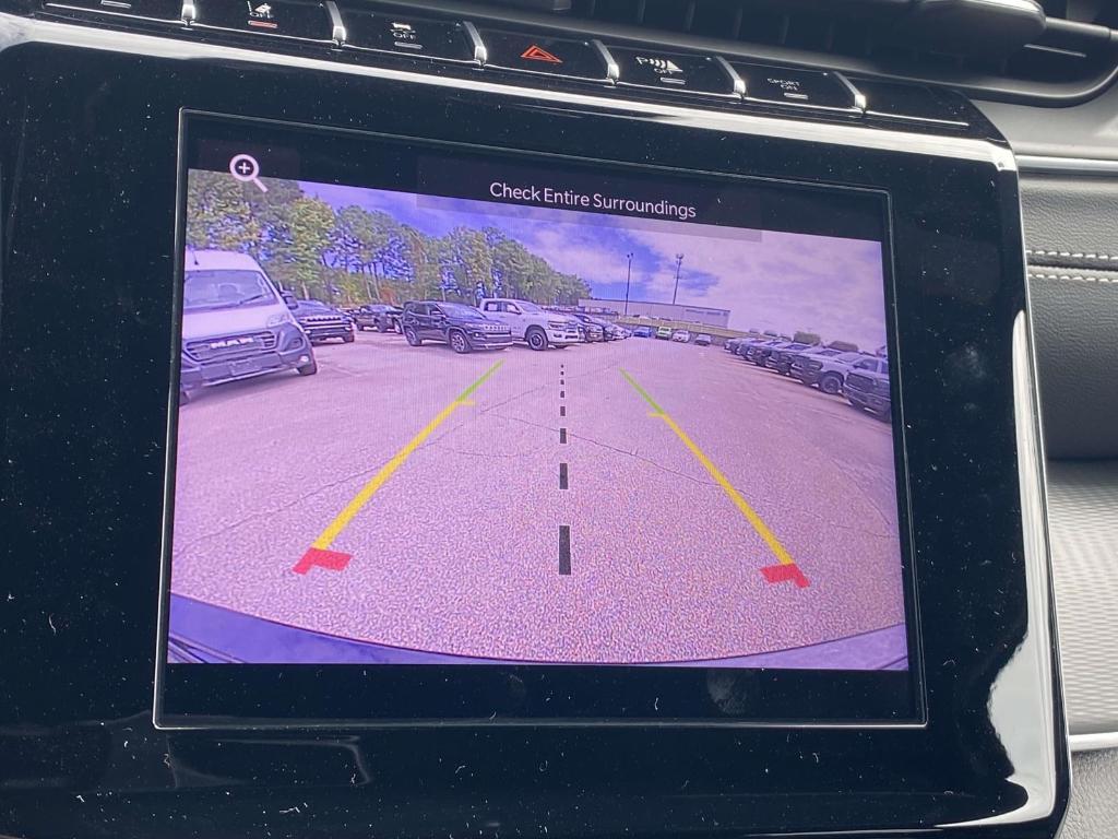 new 2025 Jeep Grand Cherokee car, priced at $38,214