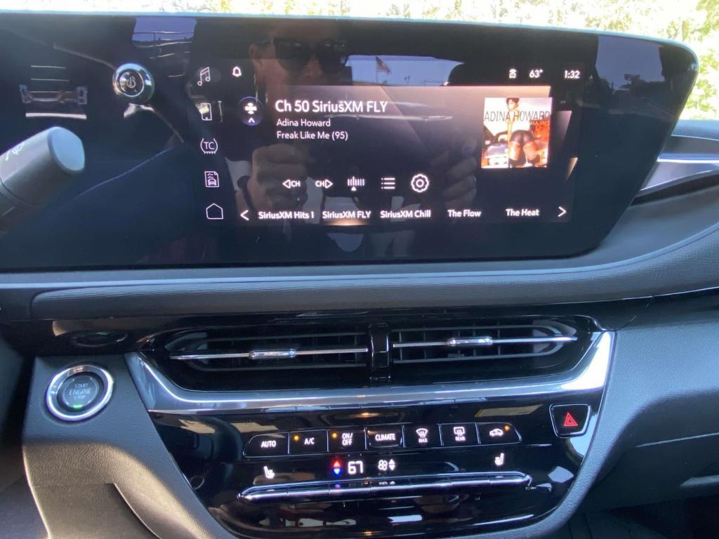 used 2025 Buick Envista car, priced at $25,570