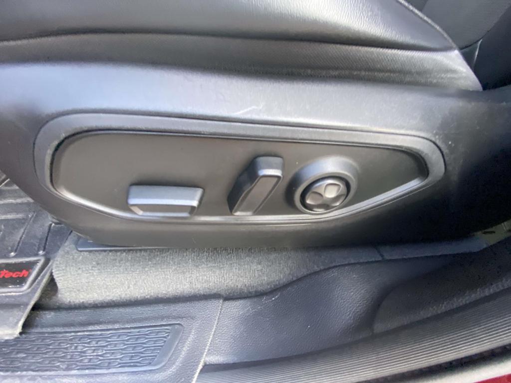 used 2022 Jeep Grand Cherokee L car, priced at $27,999
