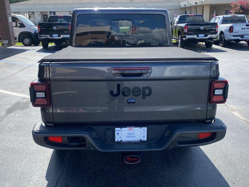 used 2021 Jeep Gladiator car, priced at $35,000