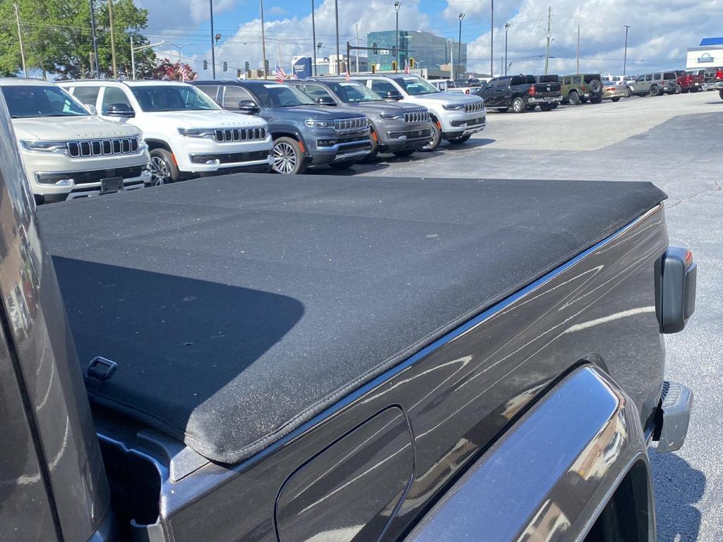 used 2021 Jeep Gladiator car, priced at $35,000