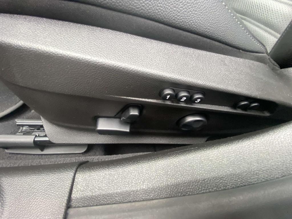 used 2021 Alfa Romeo Giulia car, priced at $27,750