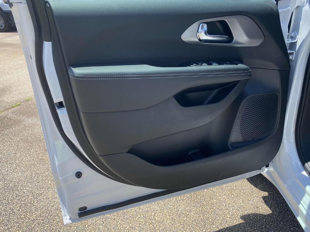 new 2025 Chrysler Voyager car, priced at $37,883