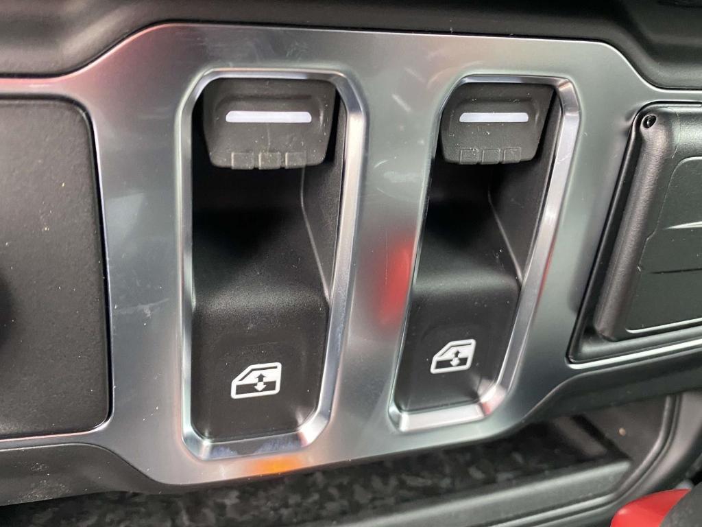 new 2026 Jeep Wrangler car, priced at $36,048