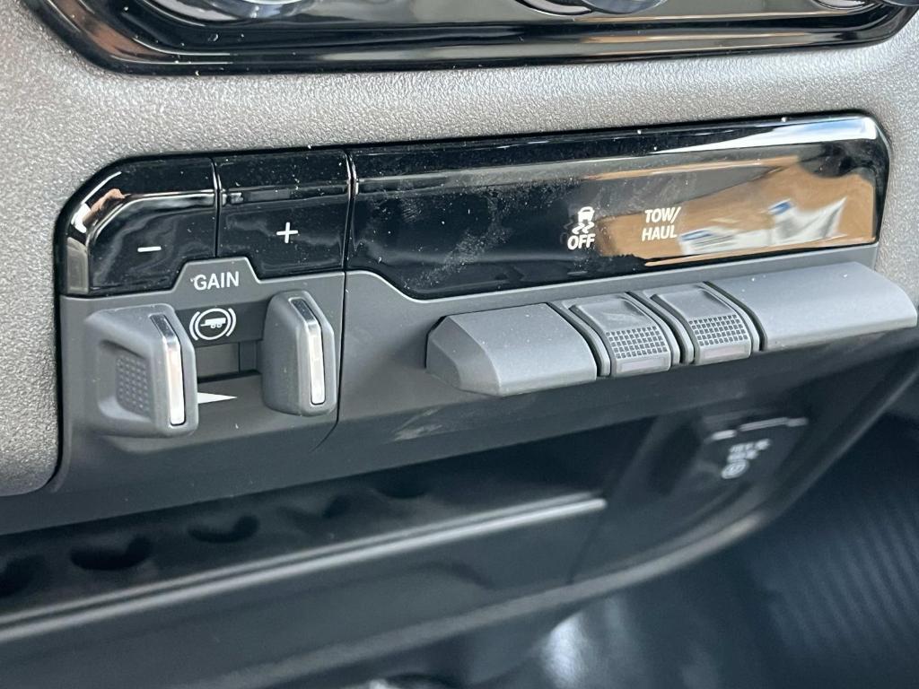 new 2025 Ram 2500 car, priced at $48,038