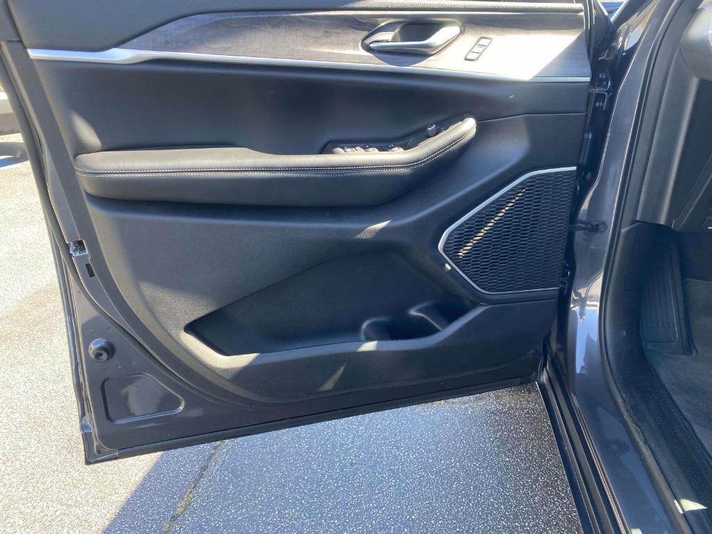 used 2022 Jeep Grand Cherokee L car, priced at $29,710