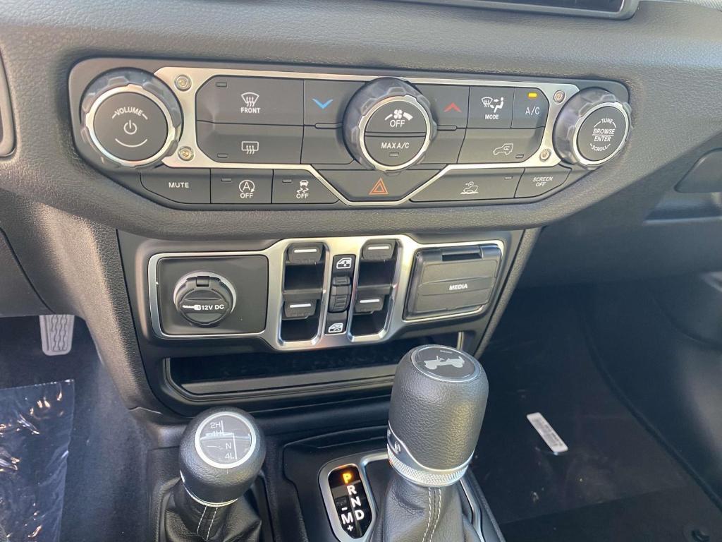 new 2026 Jeep Wrangler car, priced at $41,778