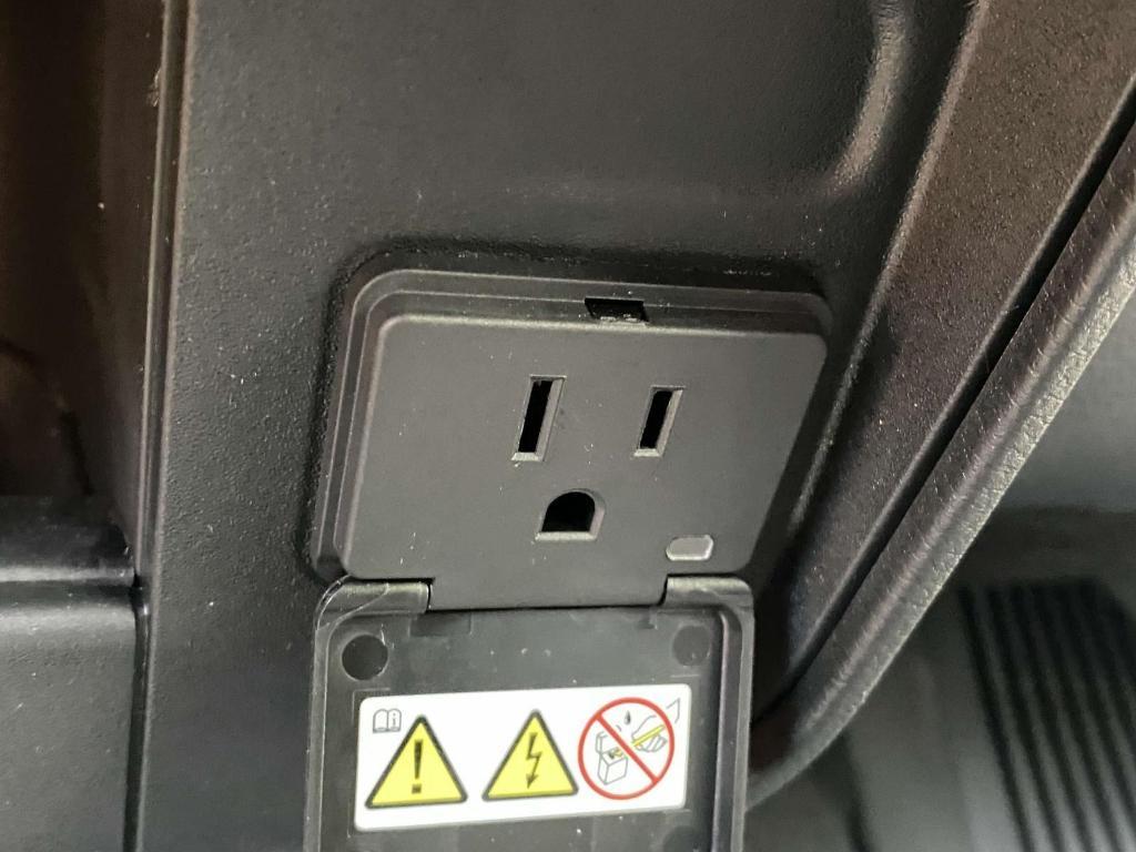 used 2025 Ram 2500 car, priced at $43,777