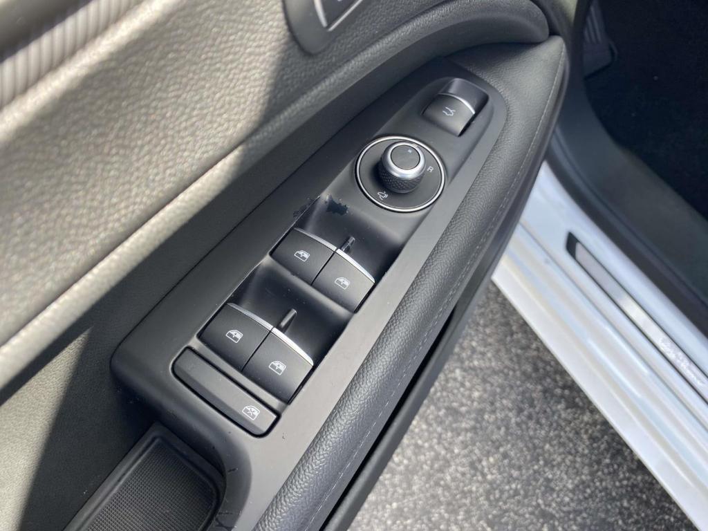 used 2022 Alfa Romeo Stelvio car, priced at $24,653