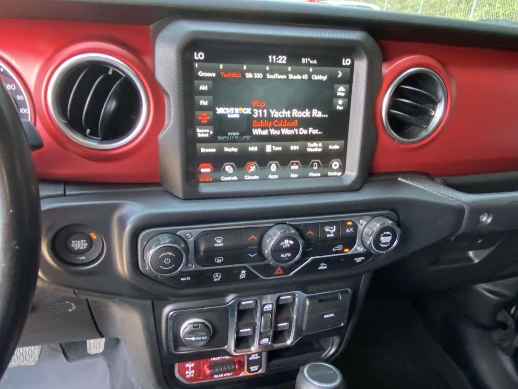 used 2022 Jeep Gladiator car, priced at $35,084