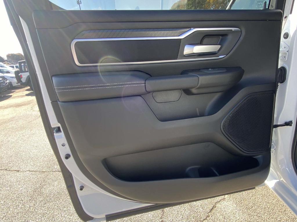 new 2025 Ram 1500 car, priced at $45,543