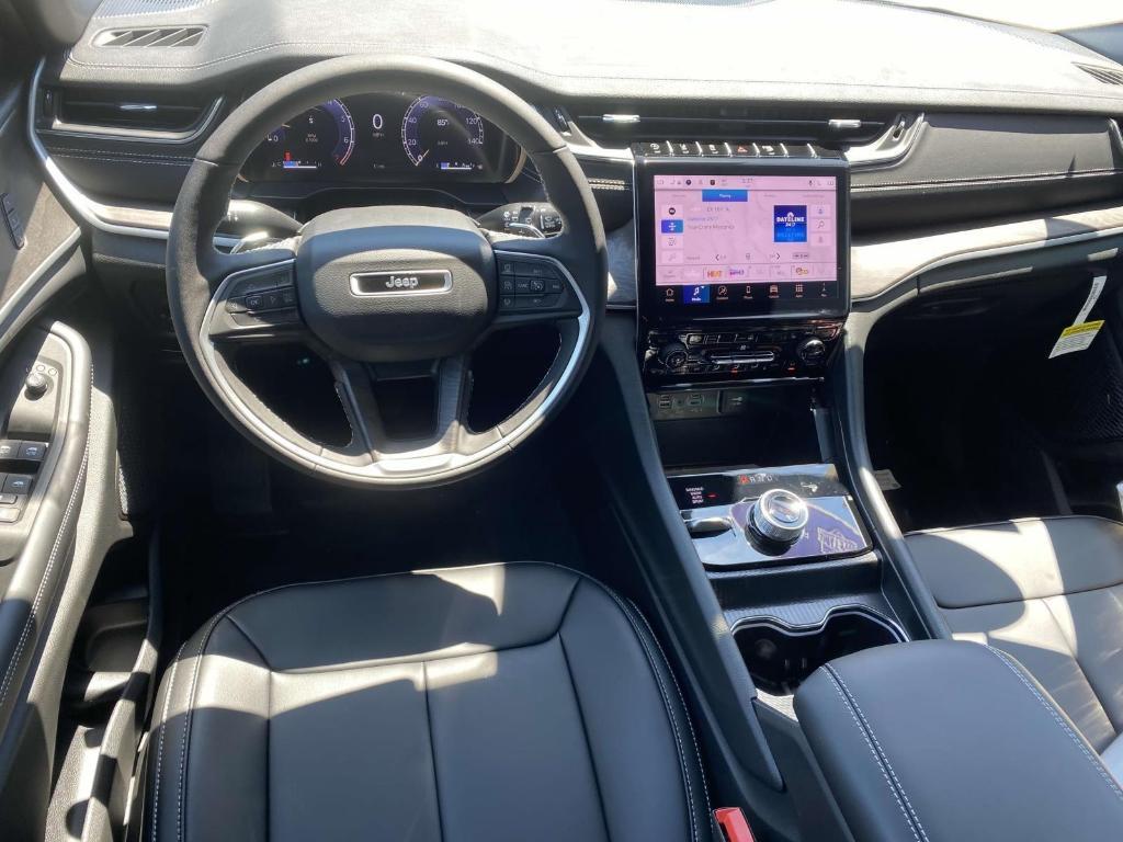 new 2025 Jeep Grand Cherokee L car, priced at $43,543