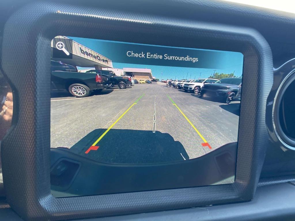 used 2022 Jeep Gladiator car, priced at $32,295