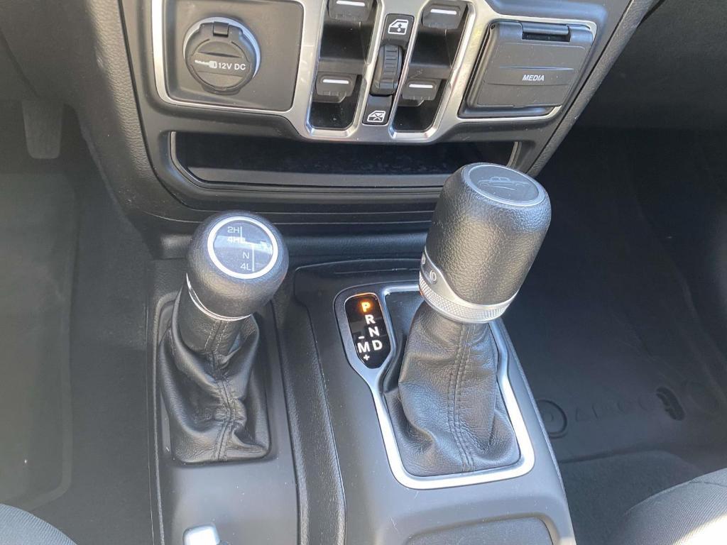 used 2022 Jeep Gladiator car, priced at $32,295