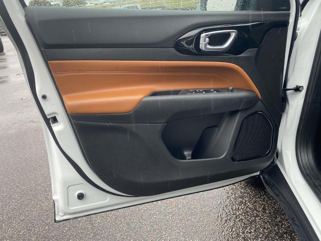 used 2024 Jeep Compass car, priced at $25,881