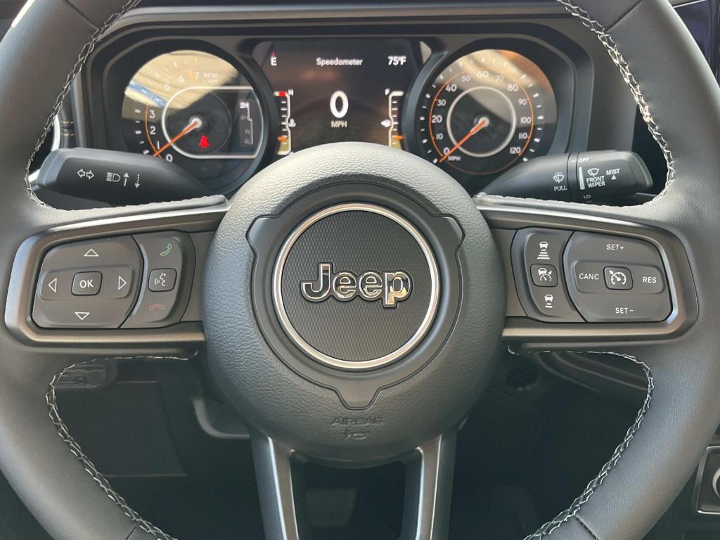 new 2025 Jeep Gladiator car, priced at $44,828