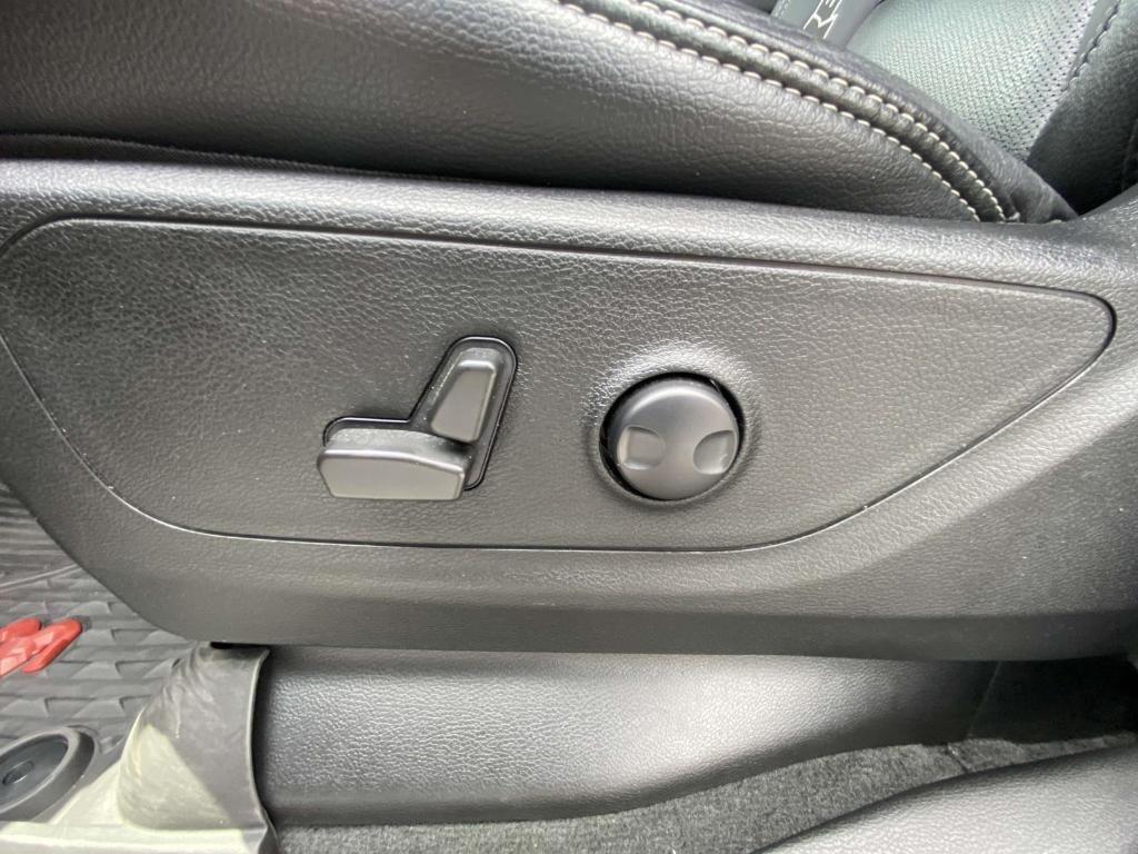 used 2022 Ram 1500 car, priced at $43,587