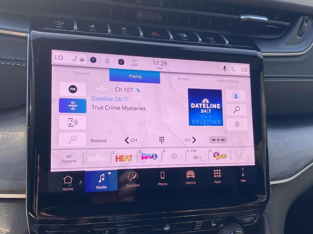 new 2025 Jeep Grand Cherokee L car, priced at $45,704