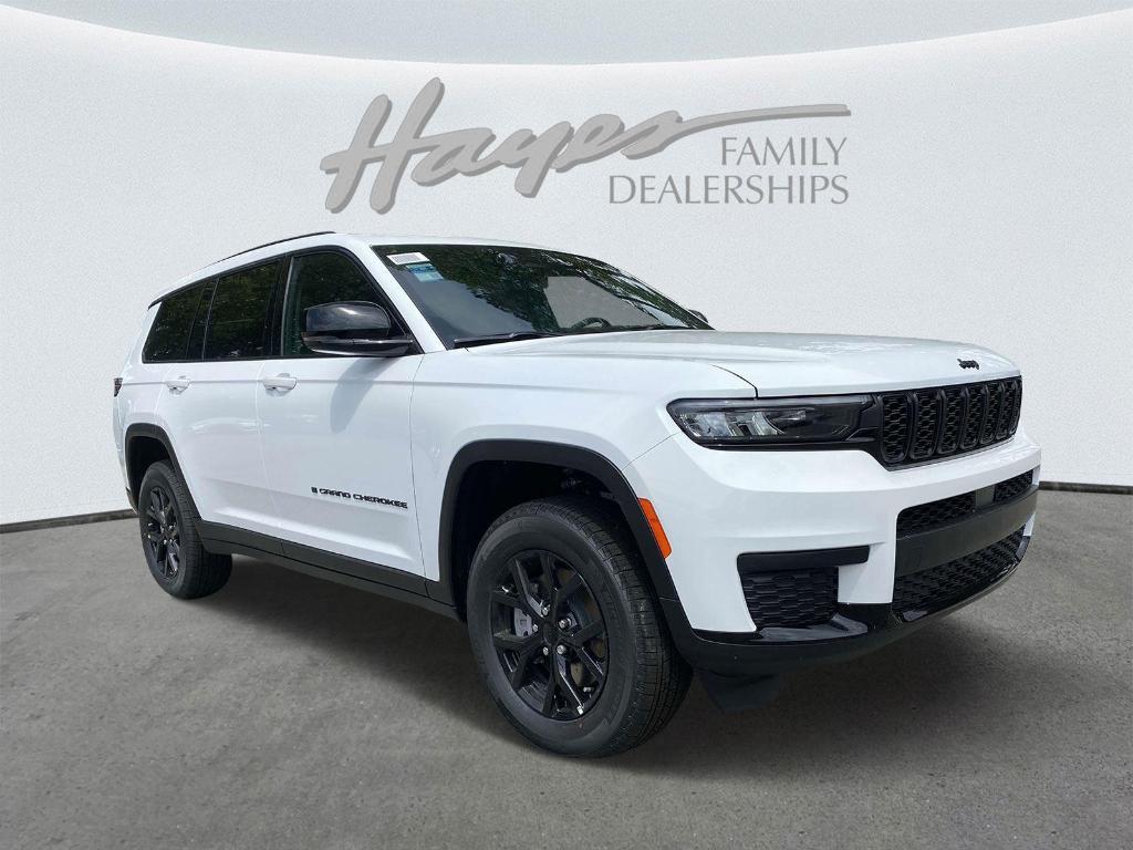 new 2025 Jeep Grand Cherokee L car, priced at $42,028