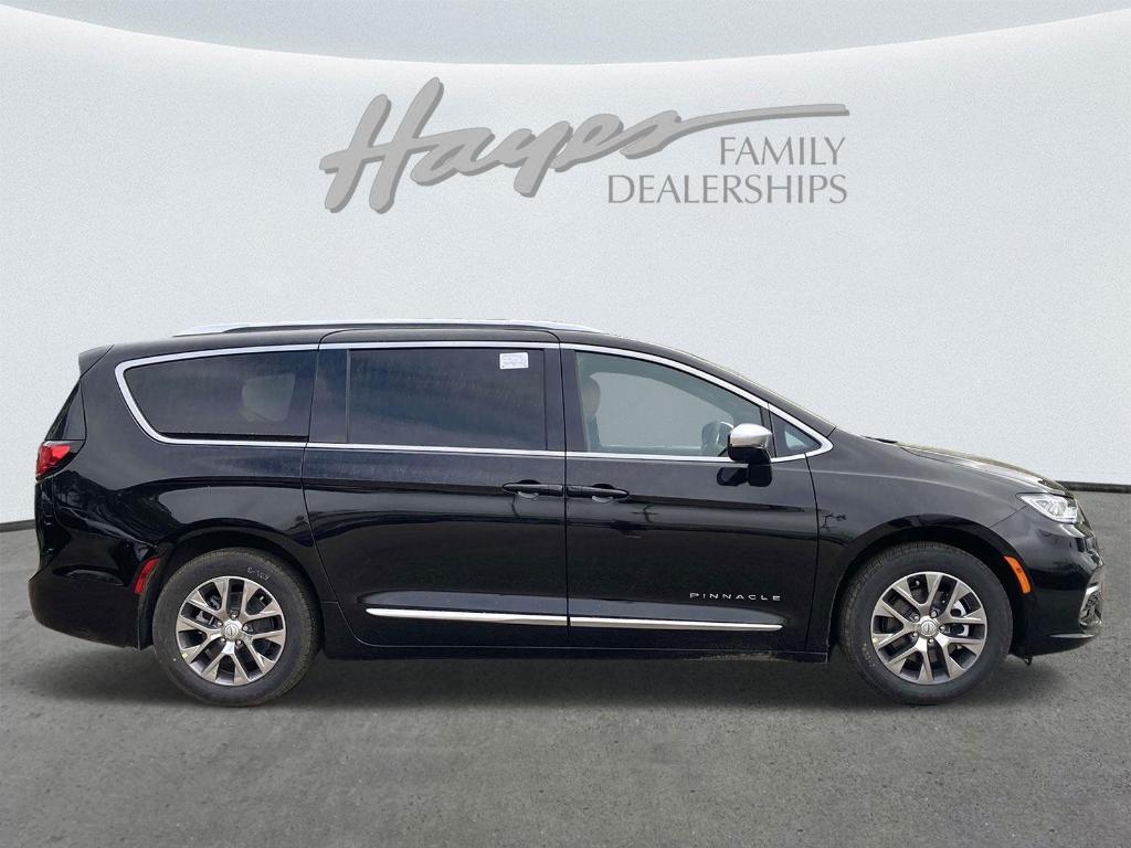 new 2025 Chrysler Pacifica Hybrid car, priced at $57,673