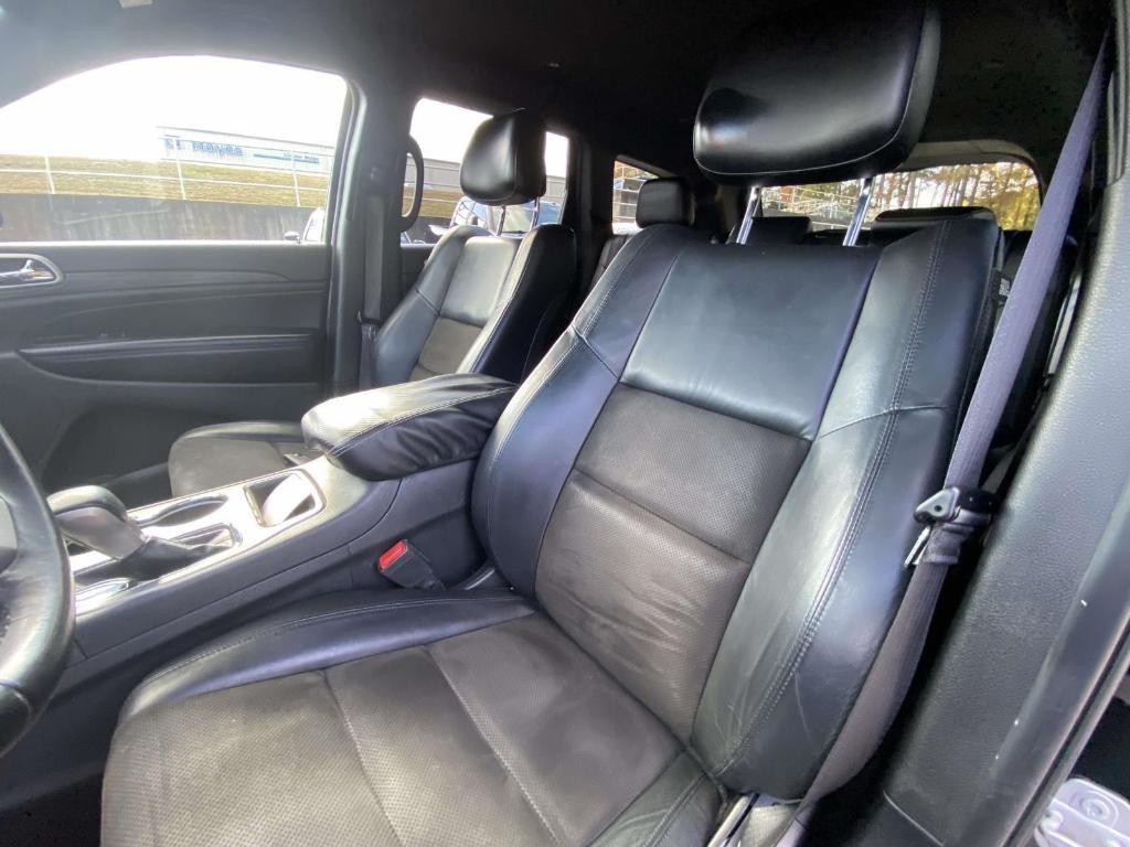 used 2020 Jeep Grand Cherokee car, priced at $15,999