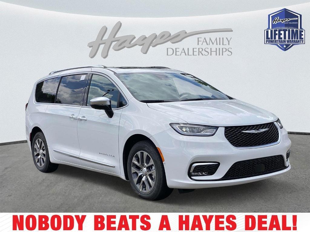 new 2025 Chrysler Pacifica Hybrid car, priced at $57,673