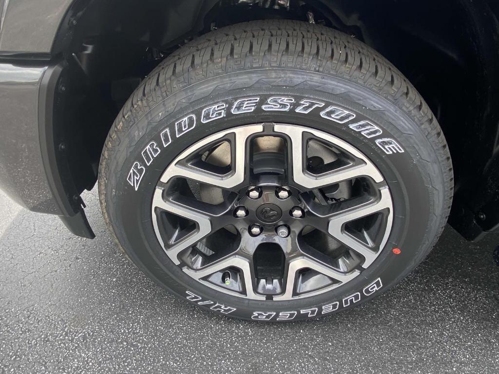 new 2025 Ram 1500 car, priced at $61,498