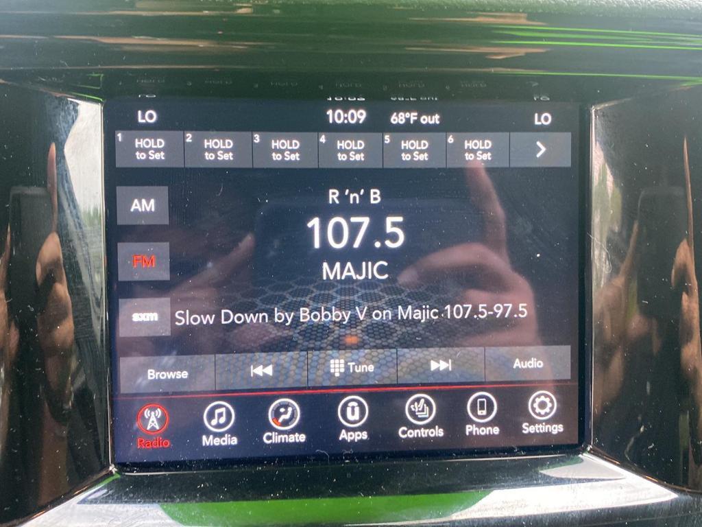 used 2024 Dodge Durango car, priced at $31,999