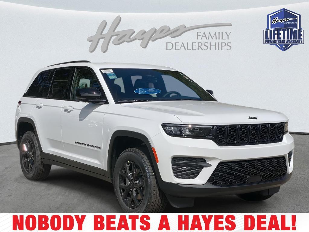 new 2025 Jeep Grand Cherokee car, priced at $40,028