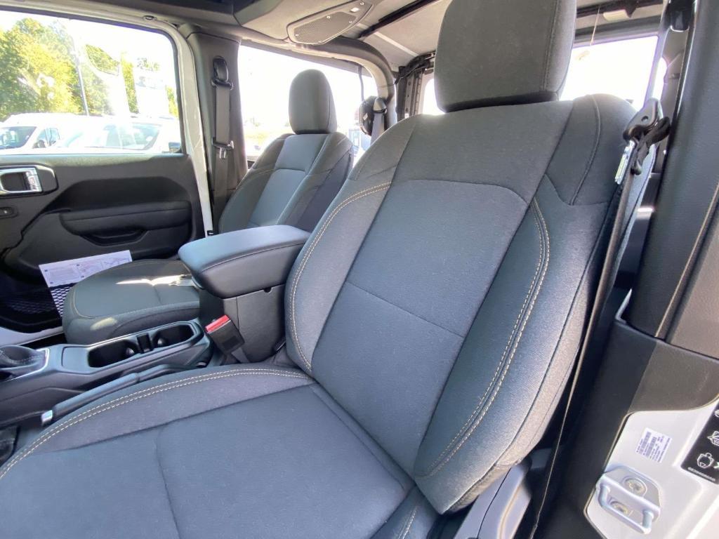 new 2026 Jeep Wrangler car, priced at $36,179