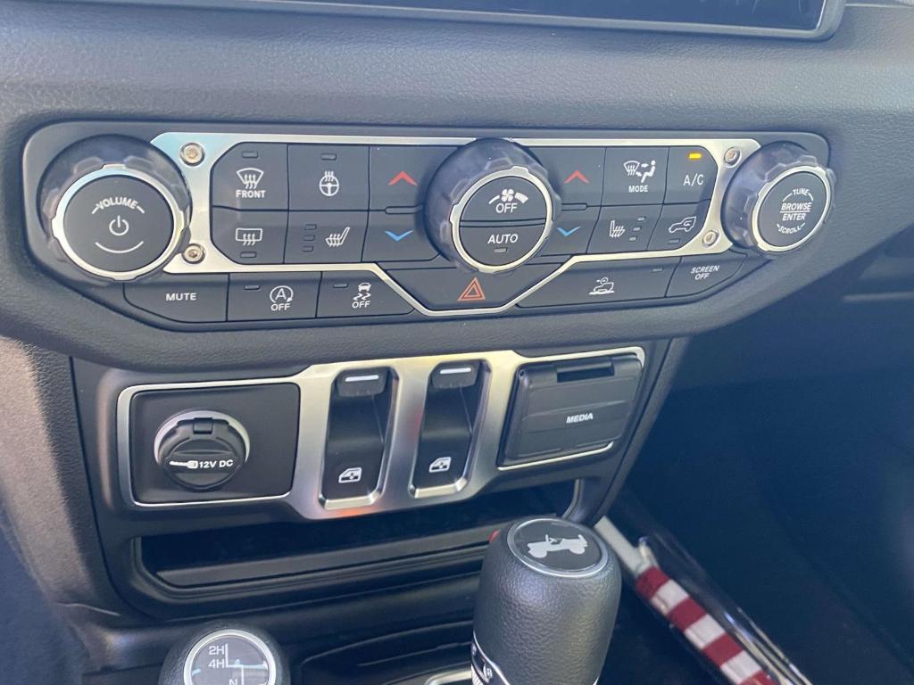 new 2026 Jeep Wrangler car, priced at $45,813