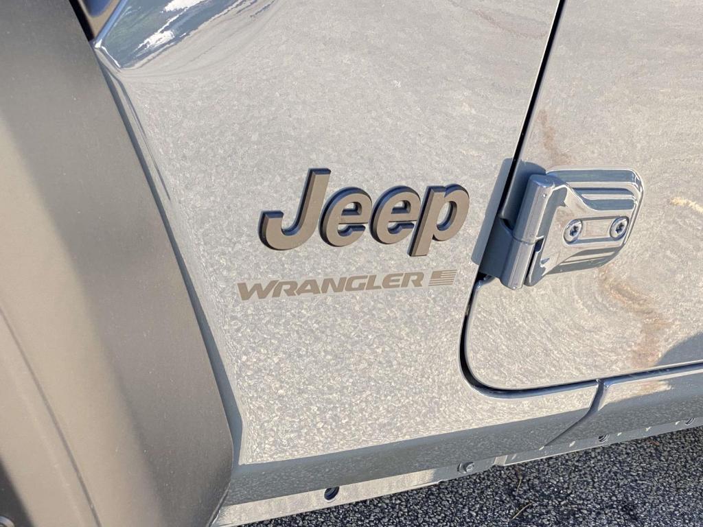 new 2026 Jeep Wrangler car, priced at $45,813