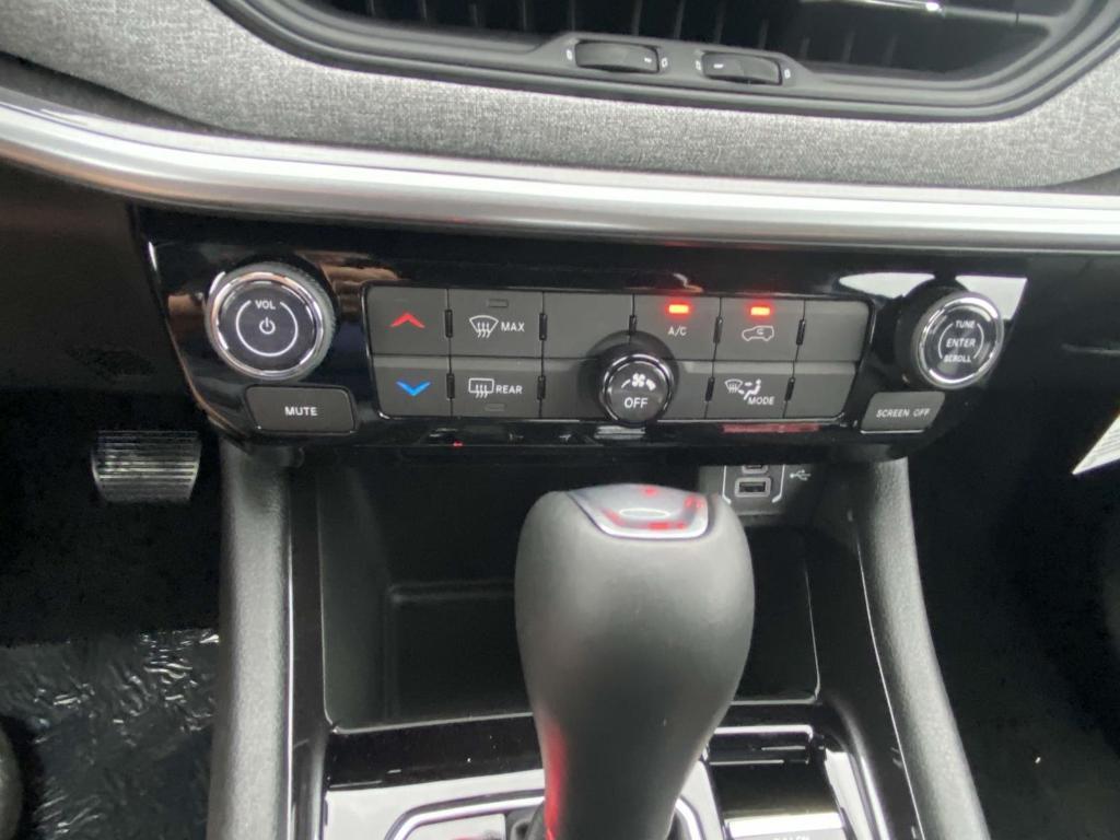 new 2025 Jeep Compass car, priced at $26,955