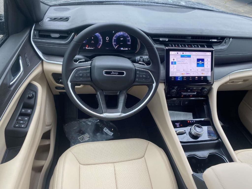 new 2025 Jeep Grand Cherokee L car, priced at $52,650