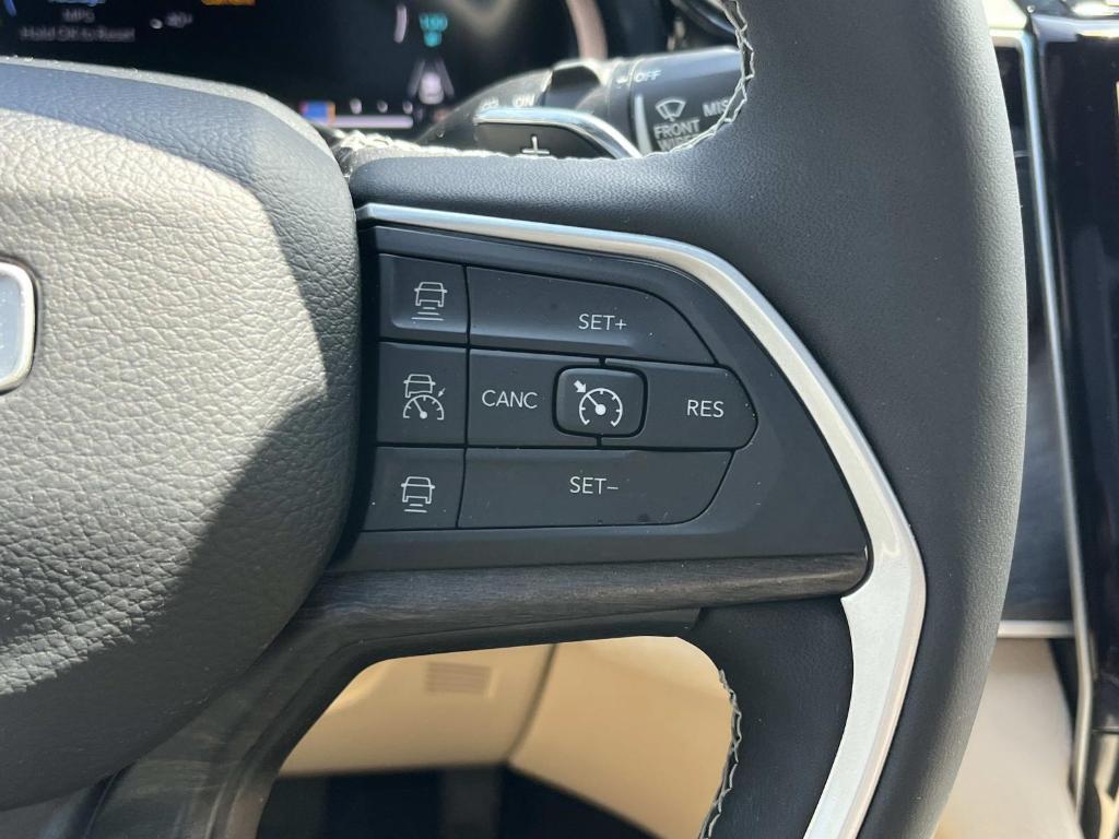 used 2022 Jeep Grand Cherokee 4xe car, priced at $31,800