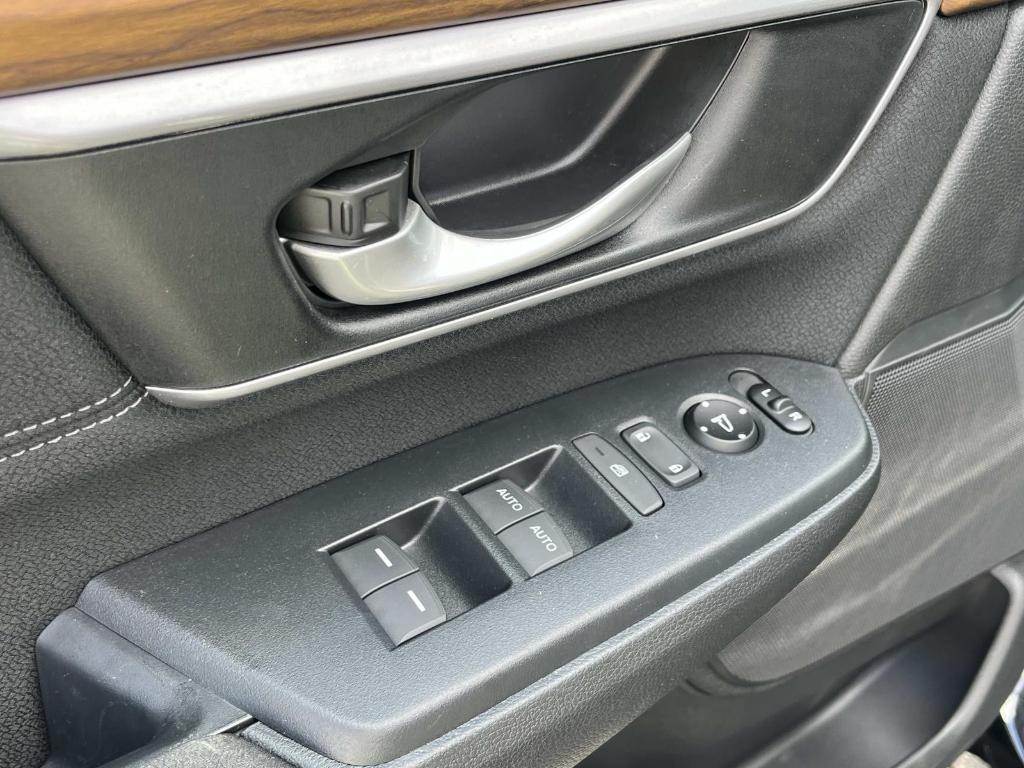 used 2017 Honda CR-V car, priced at $22,500