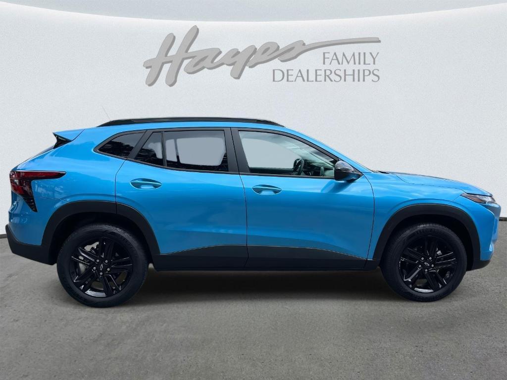 used 2025 Chevrolet Trax car, priced at $23,223