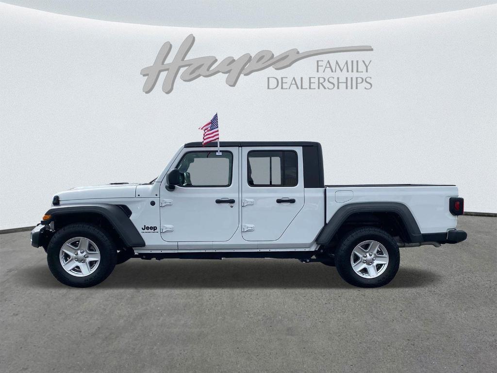 used 2023 Jeep Gladiator car, priced at $26,999