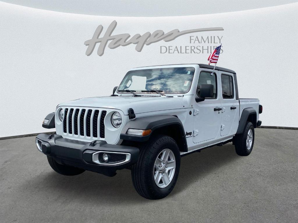 used 2023 Jeep Gladiator car, priced at $26,999