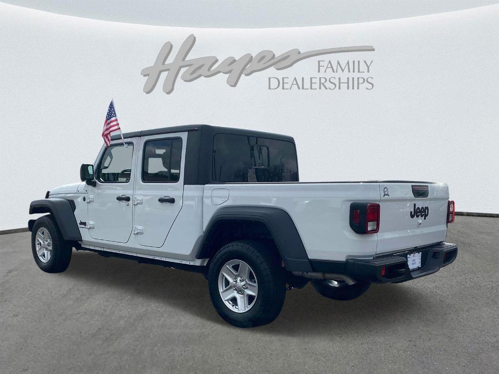 used 2023 Jeep Gladiator car, priced at $26,999