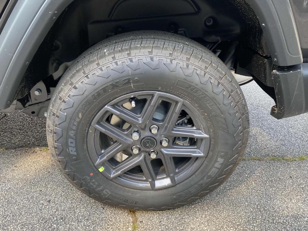 new 2025 Jeep Wrangler car, priced at $46,238