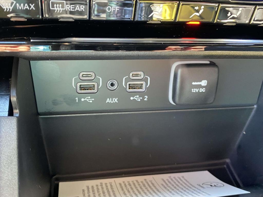 new 2025 Jeep Grand Cherokee L car, priced at $39,948