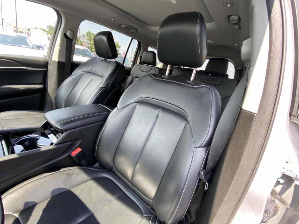 used 2022 Jeep Grand Cherokee L car, priced at $34,008
