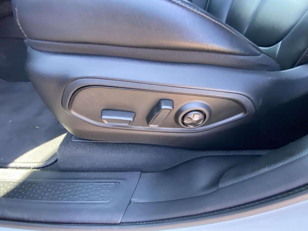 used 2024 Jeep Grand Cherokee L car, priced at $34,999