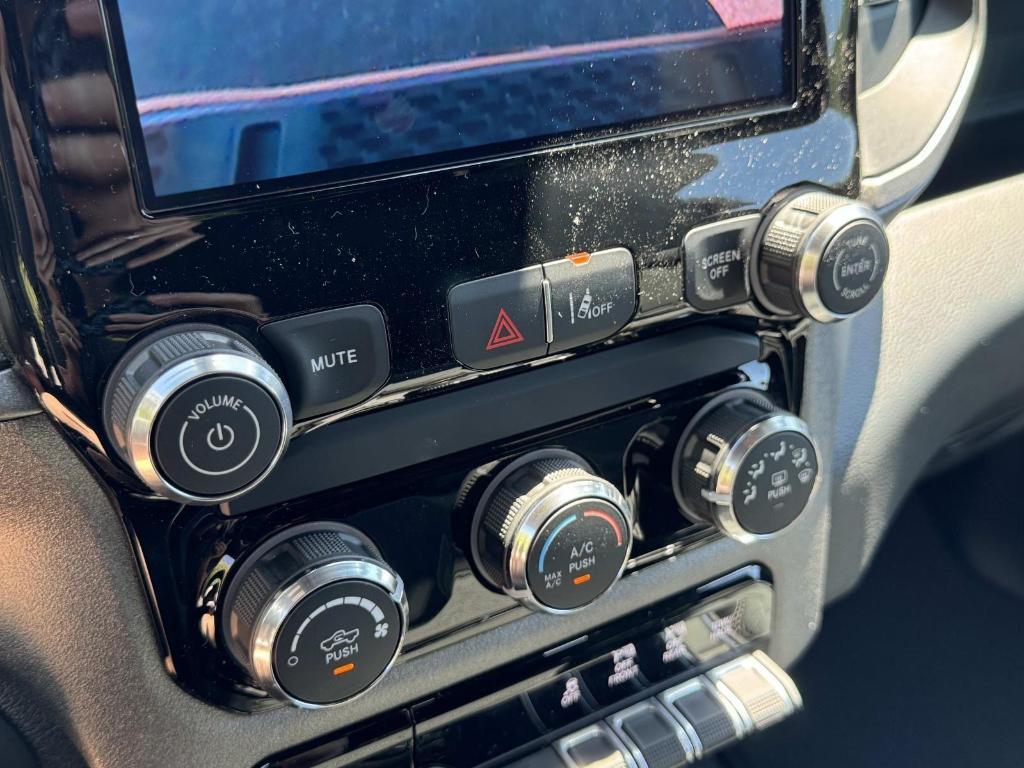 new 2025 Ram 1500 car, priced at $45,252