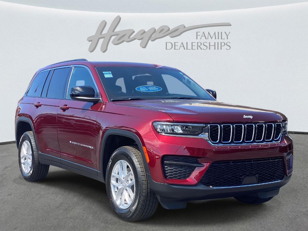 new 2025 Jeep Grand Cherokee car, priced at $38,214