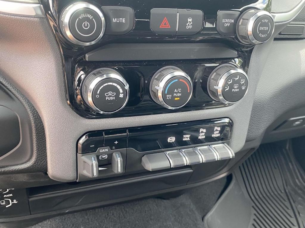 new 2025 Ram 2500 car, priced at $71,485