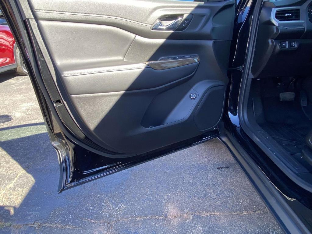 used 2022 GMC Acadia car, priced at $23,783