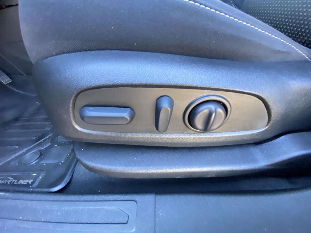 used 2022 GMC Acadia car, priced at $23,783