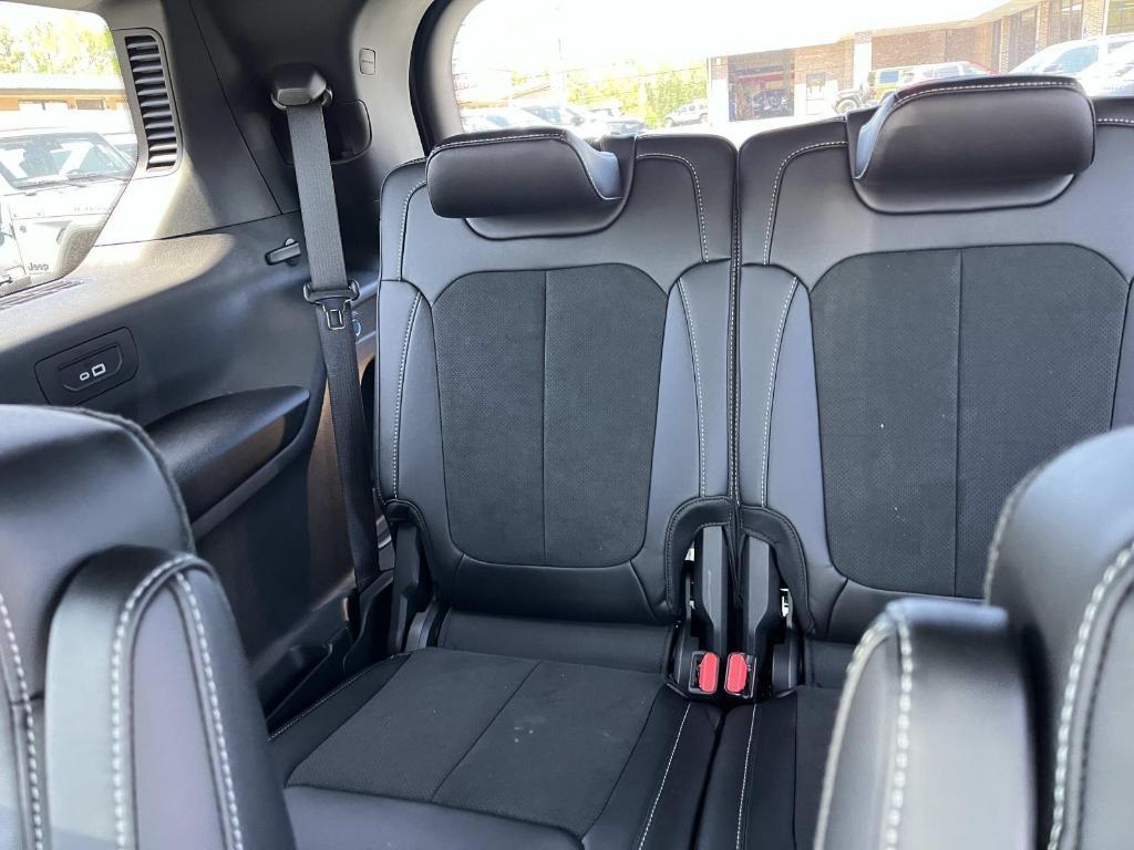 new 2025 Jeep Grand Cherokee L car, priced at $42,623